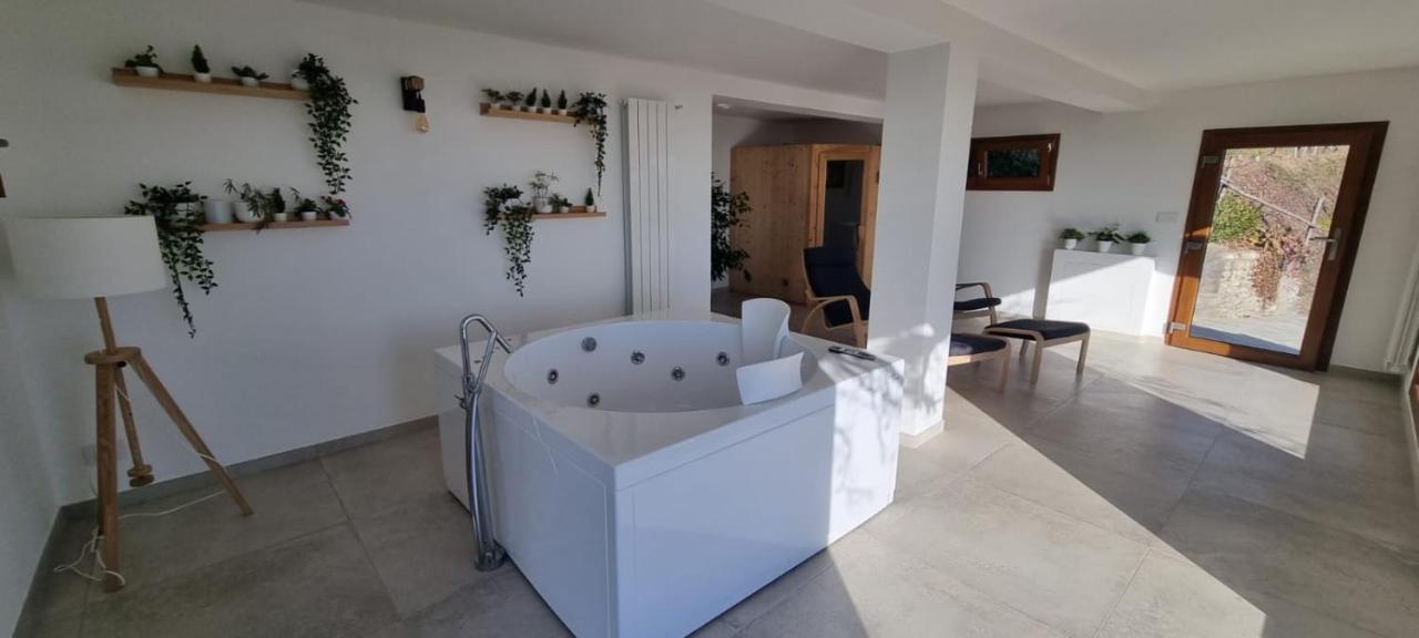 Chalet Sophie - Luxury Chalet Roletto Exteriör bild