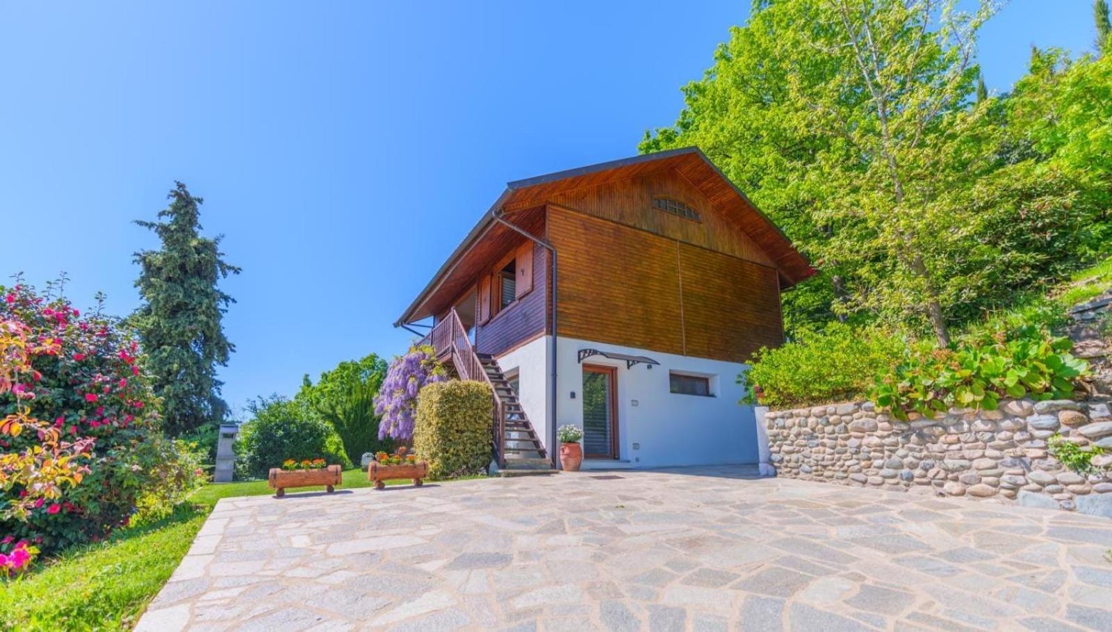 Chalet Sophie - Luxury Chalet Roletto Exteriör bild